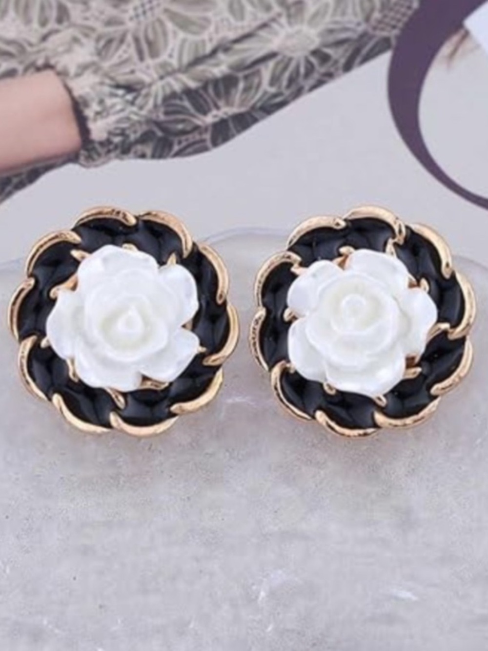 NEW Camellia Rose Flower Black White Gold Tone Earrings
